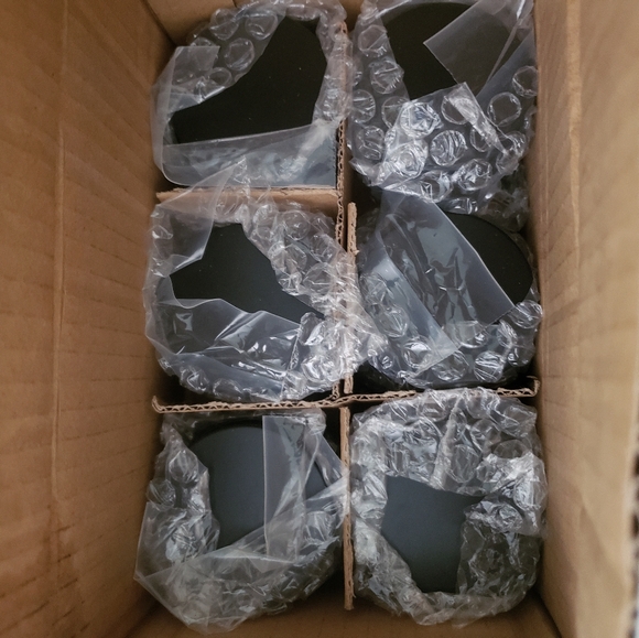 (6) 2oz black glass jars - Picture 1 of 5